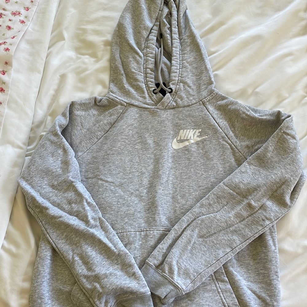 Heather grey Nike hoodie
